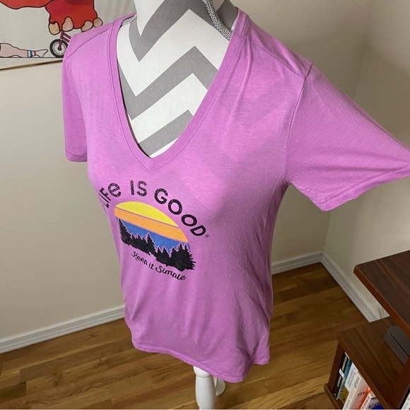Life is Good Small Pink V-neck t Shirt Graphic Tee - Picture 5 of 11